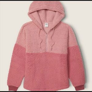 VICTORIA SECRETS PINK SHERPA HALF ZIP UP PULL OVER HOODIE